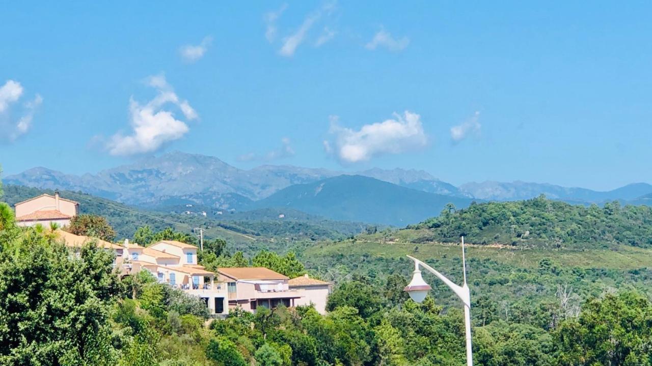 Appartement Vue Mer, Riviere Et Montagnes Sari-Solenzara Eksteriør billede